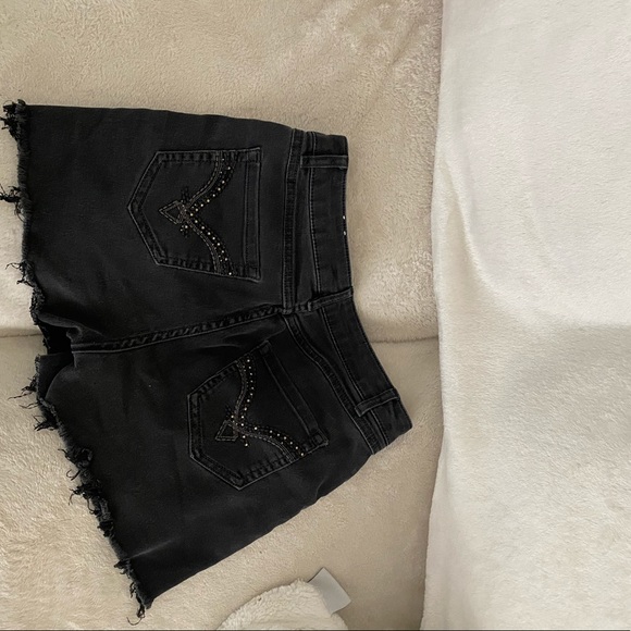 D. Jeans Black Distressed Denim Shorts - Picture 3 of 6